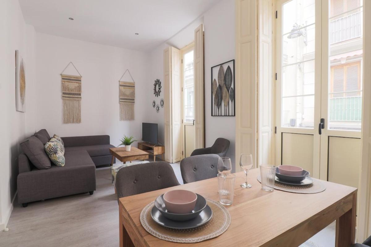 C93 - Trendy Two Bedrooms In Ollerias Málaga Extérieur photo