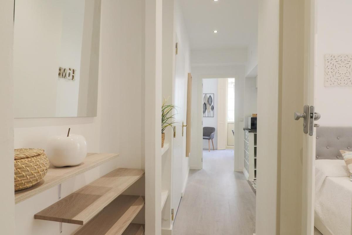 C93 - Trendy Two Bedrooms In Ollerias Málaga Extérieur photo