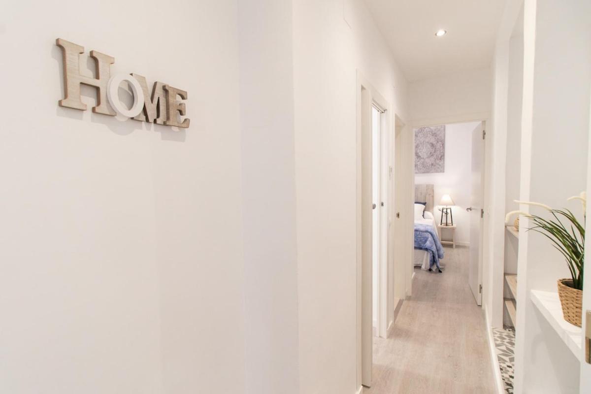C93 - Trendy Two Bedrooms In Ollerias Málaga Extérieur photo