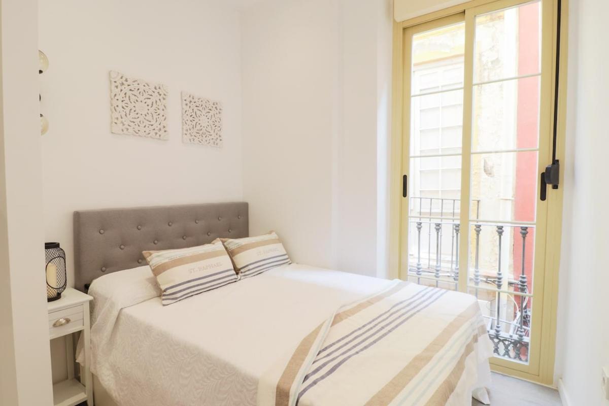 C93 - Trendy Two Bedrooms In Ollerias Málaga Extérieur photo